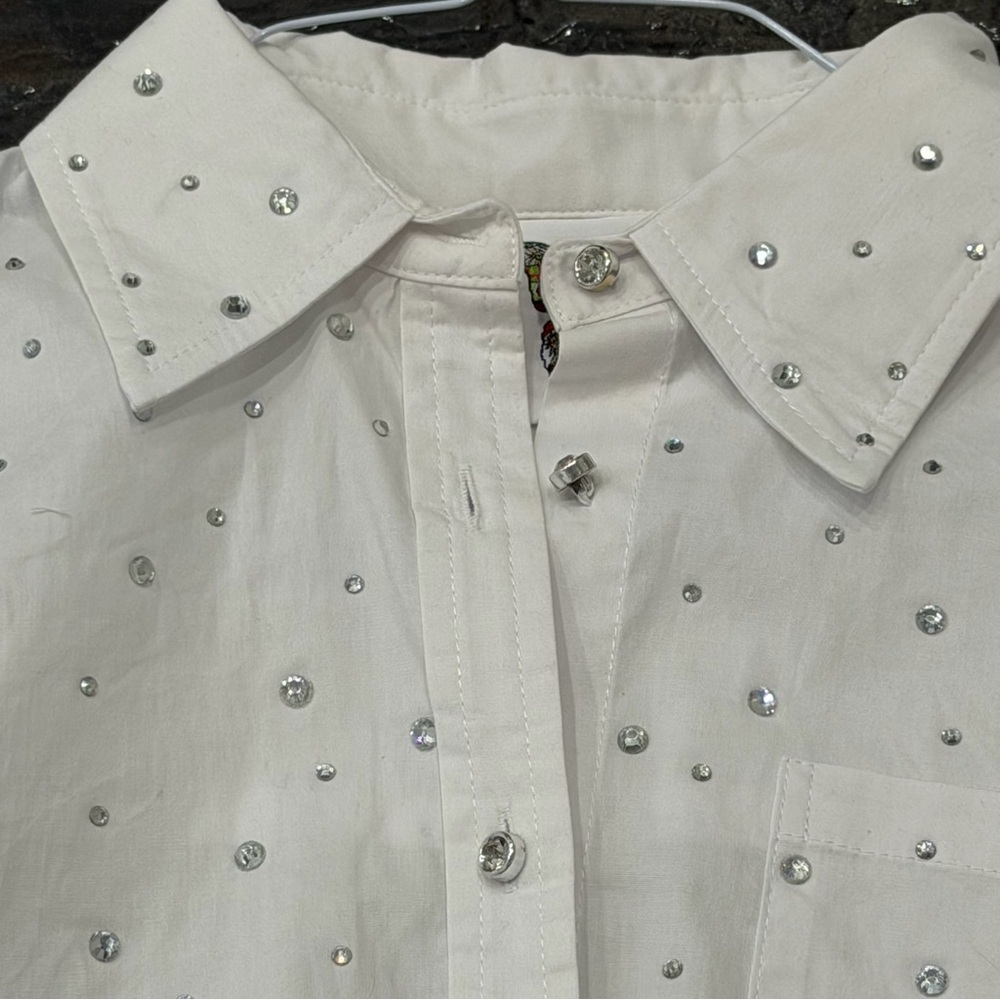 KIWI White Rhinestone Button-Down Shirt – Size S - Picture 2 of 14